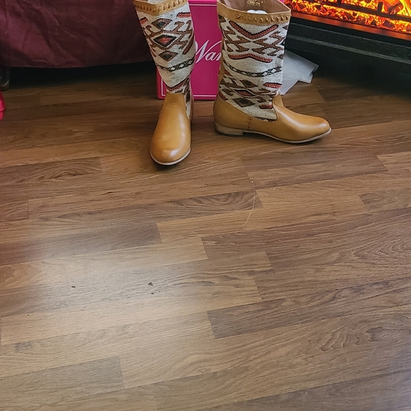 Wanted Navajo.mid calf boots - Picture 3 of 4
